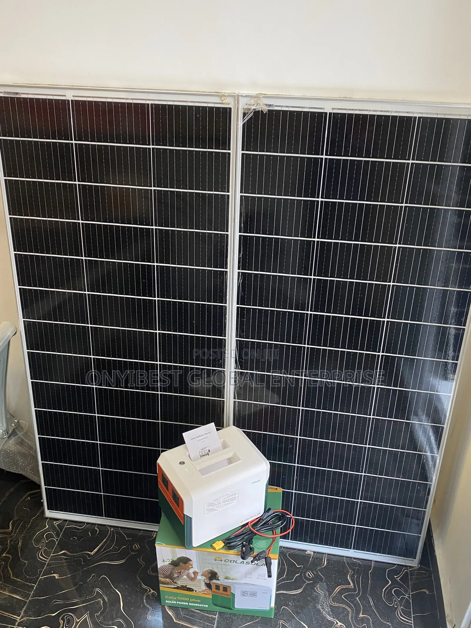Portable Solar Battery Generator With Panel Included