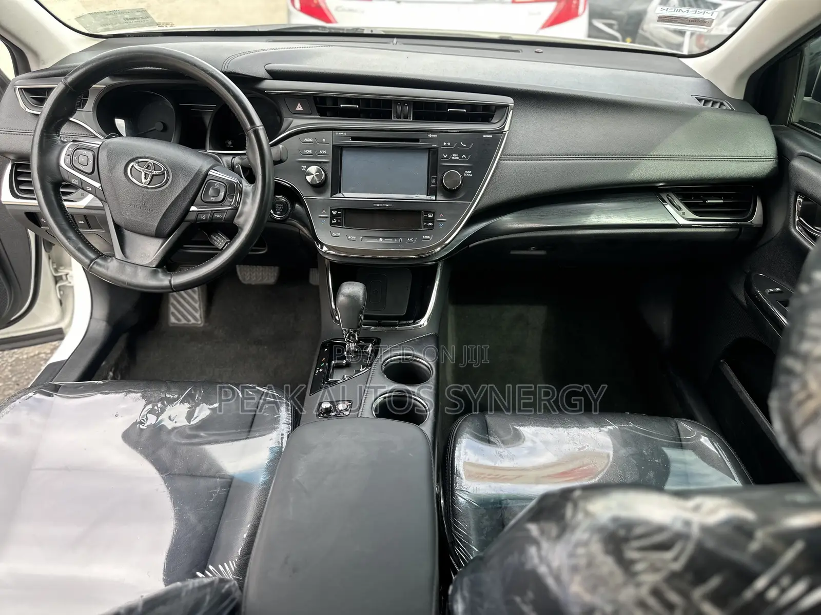 Toyota Avalon Touring (3.5L 6cyl 6A) 2018 White