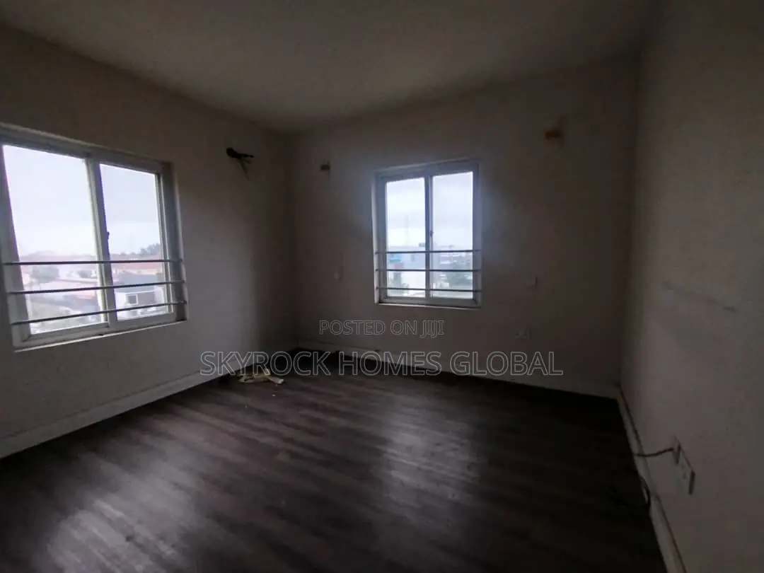 3bdrm Block of Flats in Ikate for rent