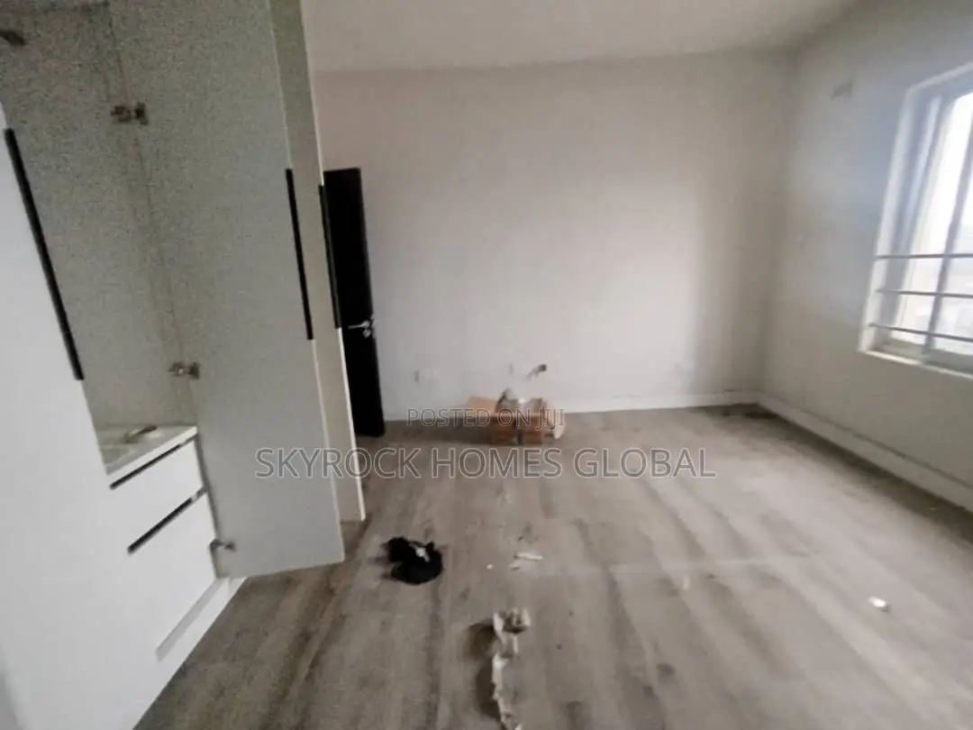 3bdrm Block of Flats in Ikate for rent