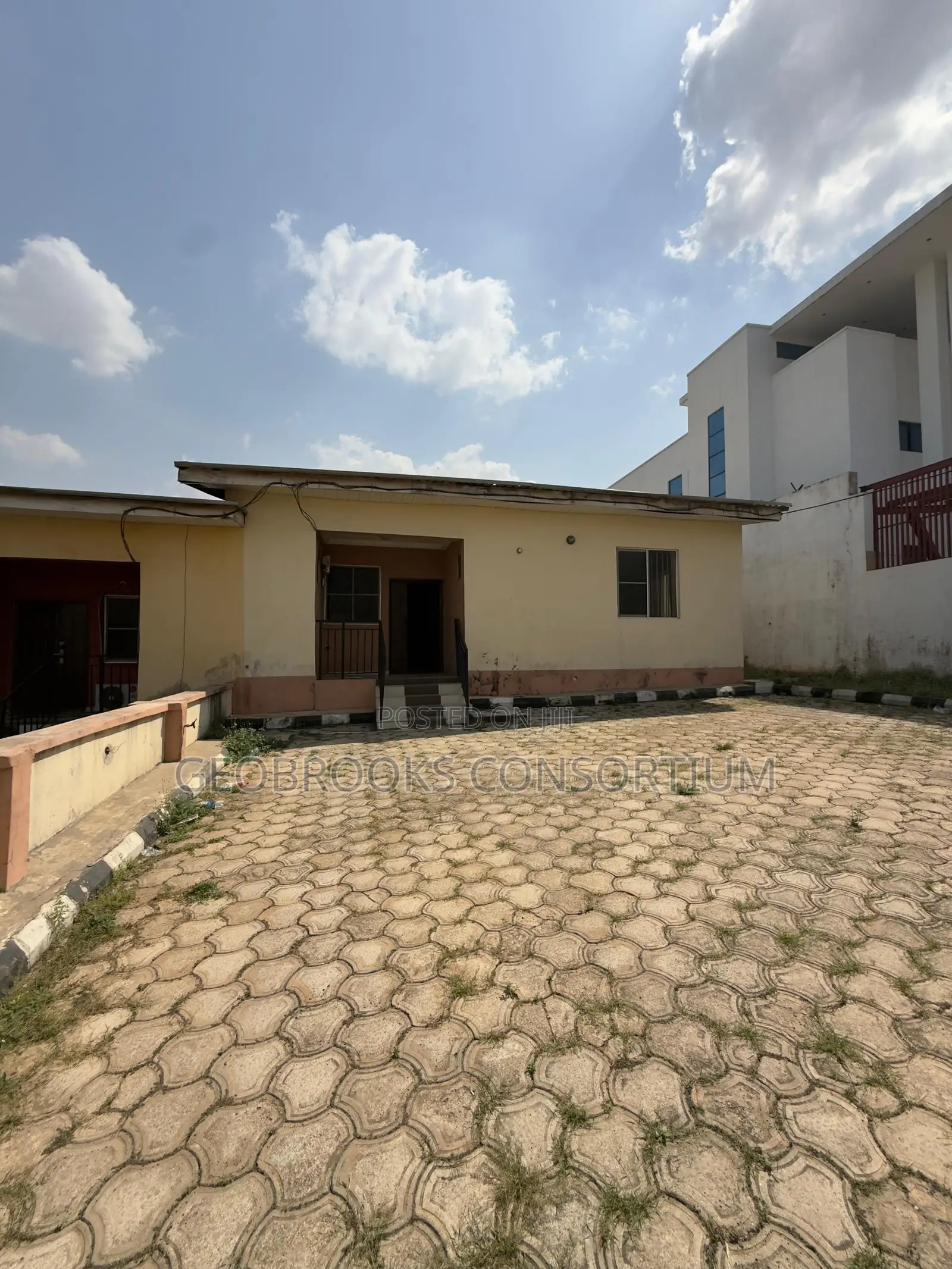 4bdrm Bungalow in Carlton Gate Estate, Akobo for sale