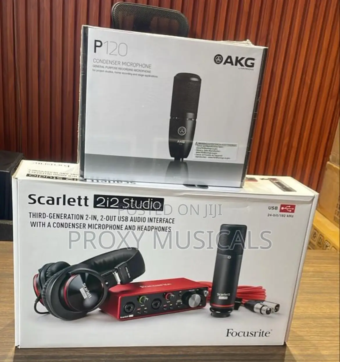Scarlett 2i2 Studio Bundle Akg P120 Studio Mic