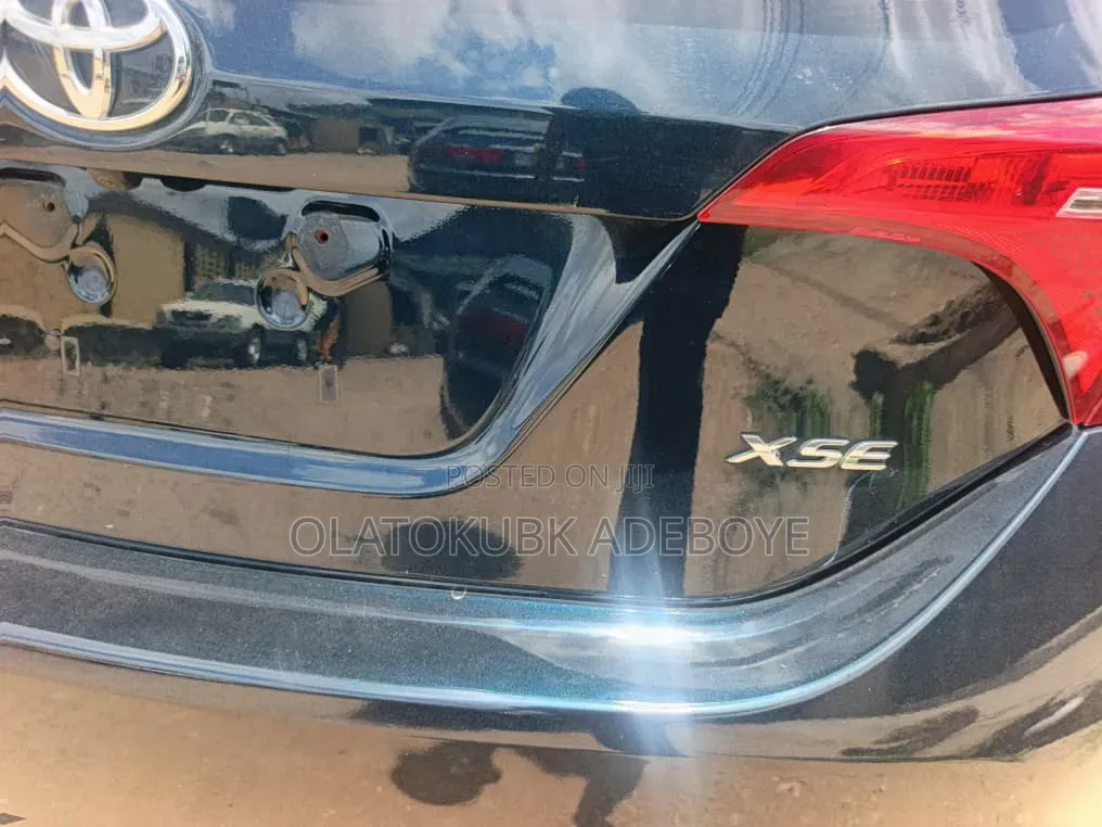 Toyota Corolla 2018 Black