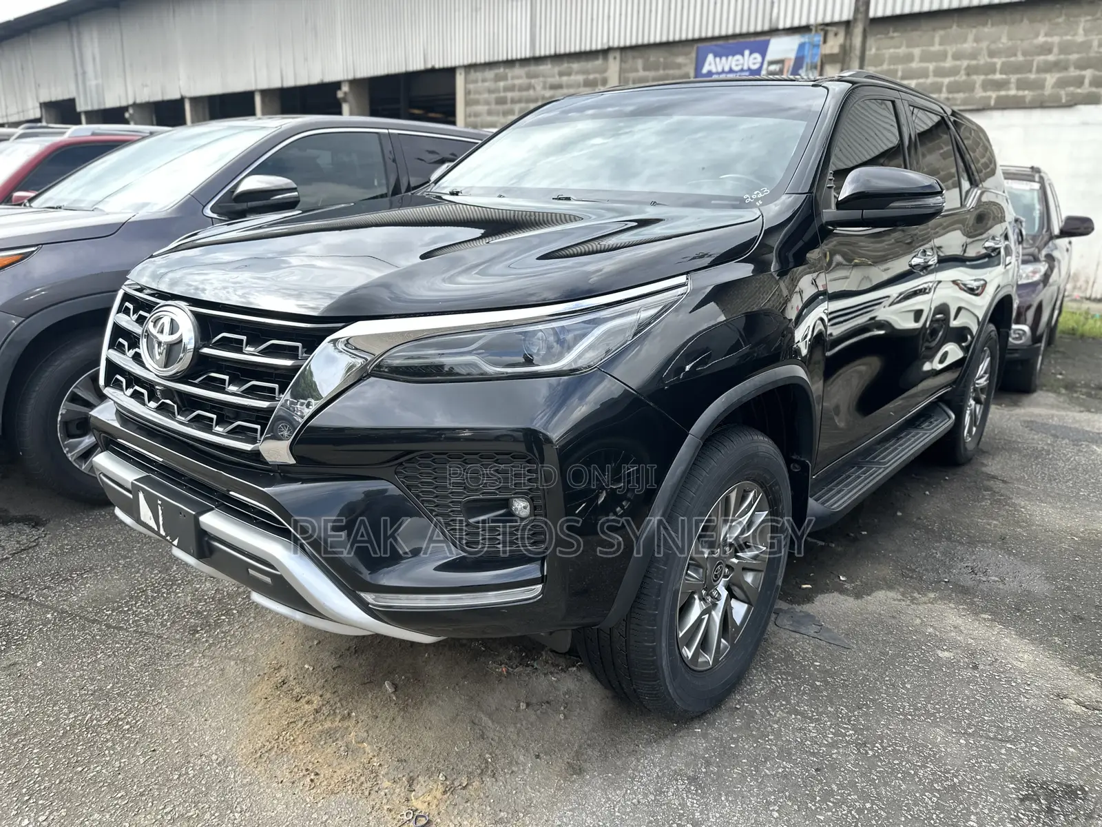 Toyota Fortuner 4.0 AWD 2023 Black