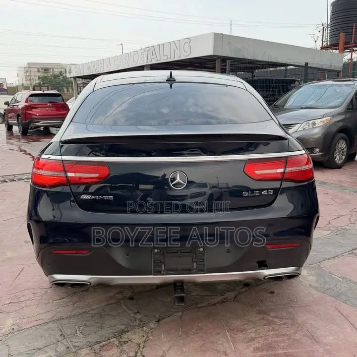 Mercedes-Benz GLE-Class 2017 Black