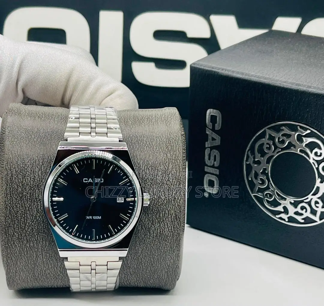 Casio Quality Men Chain Strap Wristwatch