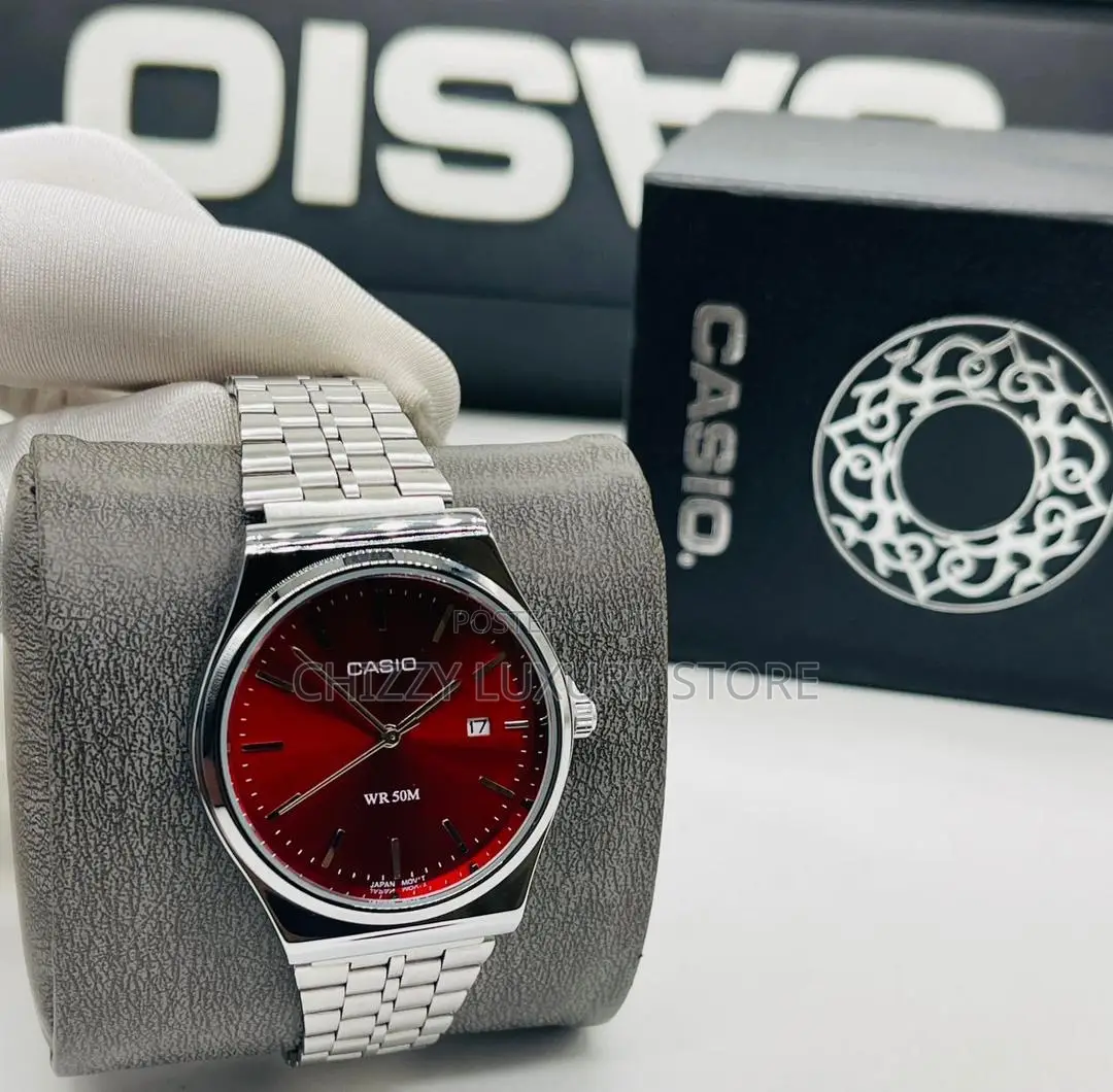Casio Quality Men Chain Strap Wristwatch