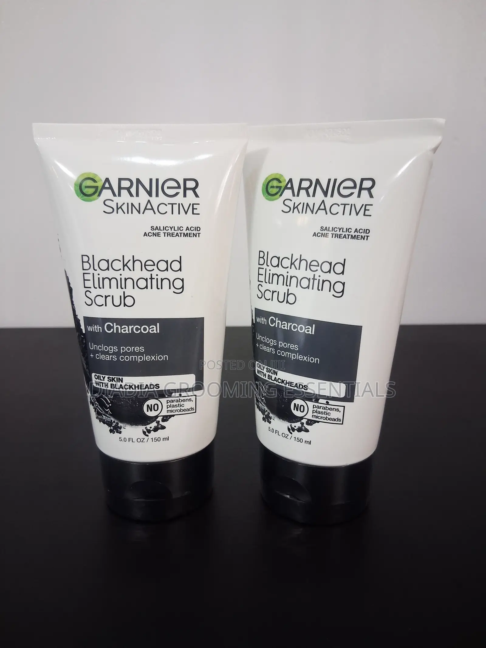 Garnier Blackhead Eliminating Scrub