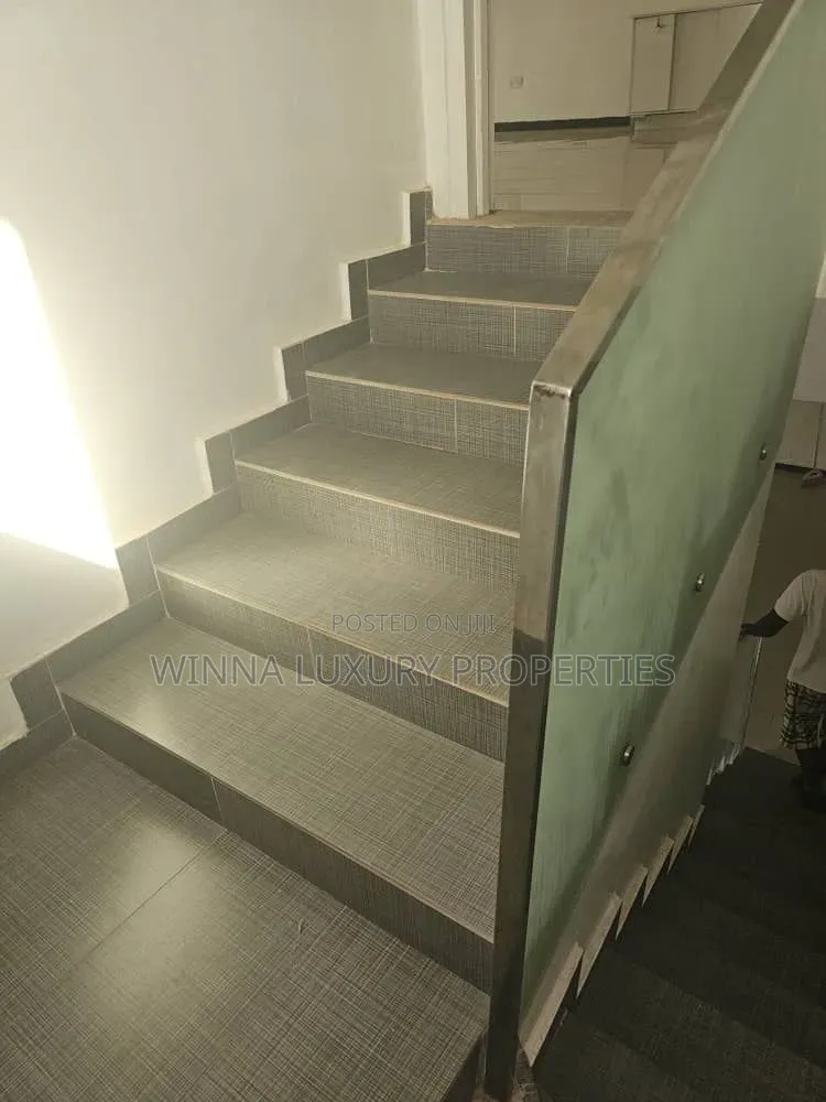 4bdrm Duplex in Gwarinpa By Charly for rent