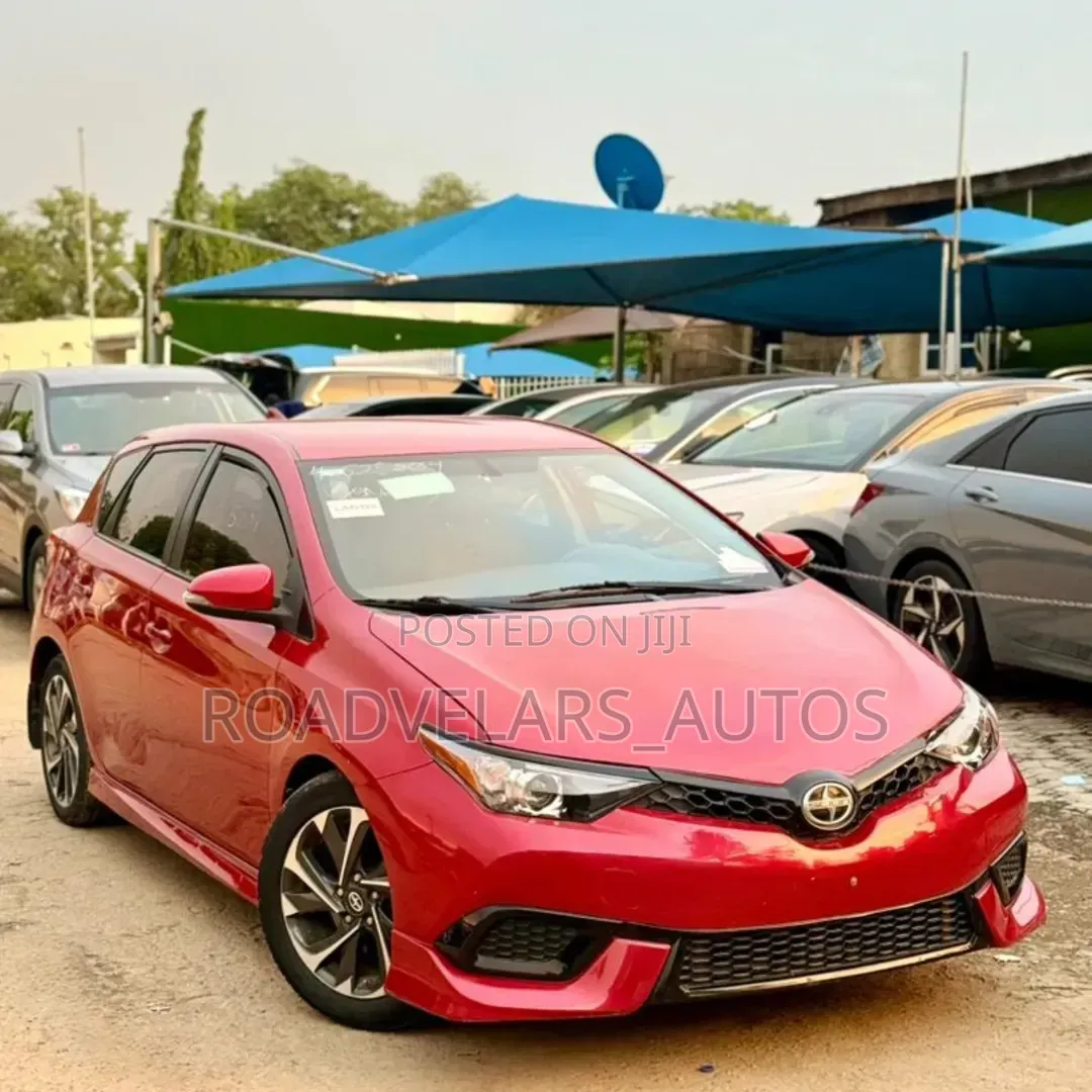 Scion iM Base 2016 Red