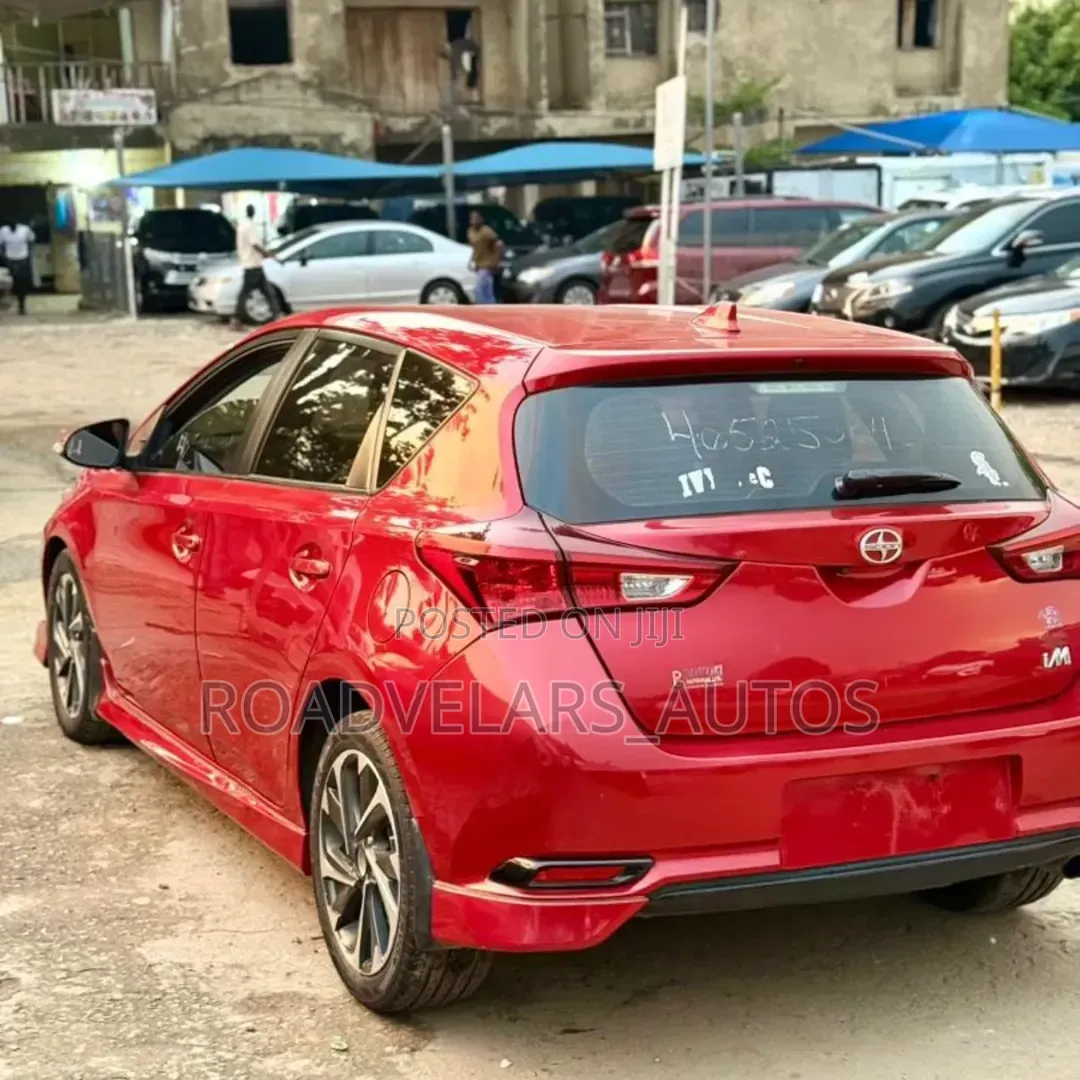 Scion iM Base 2016 Red