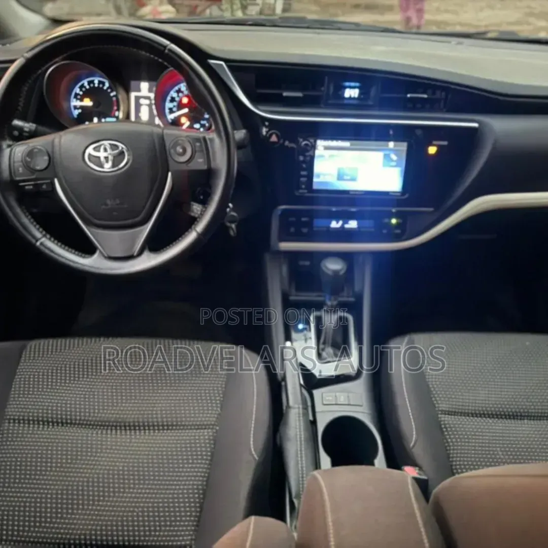 Scion iM Base 2016 Red