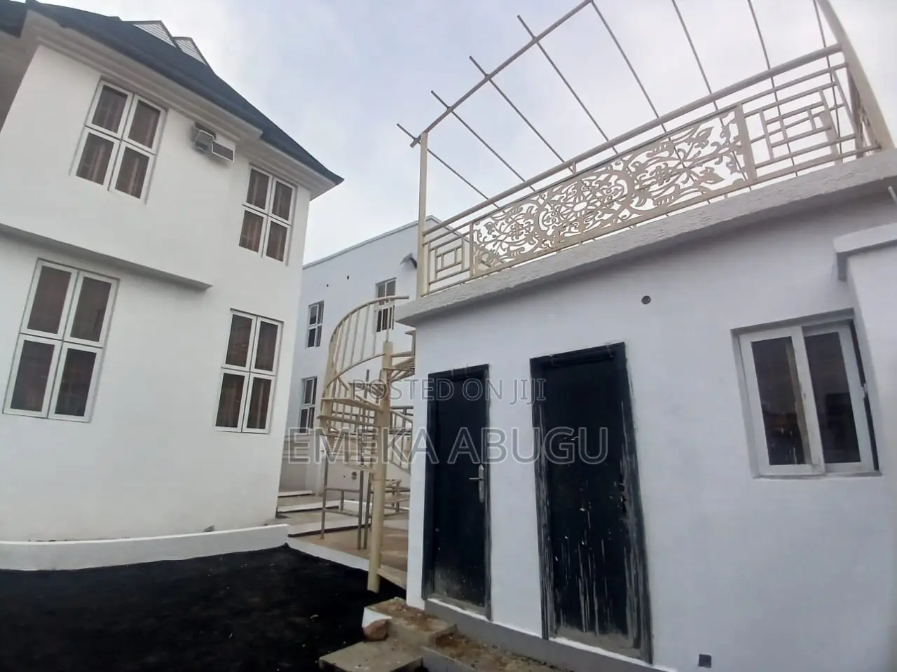 5bdrm Duplex in Legacy Estate, Akobo for sale