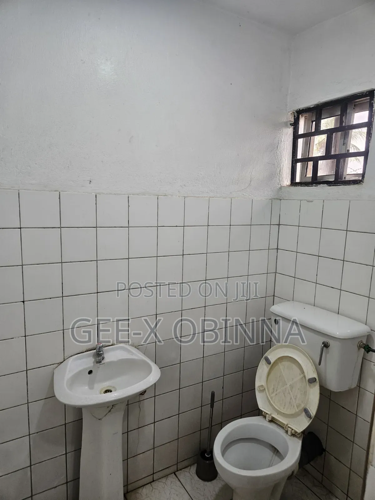 1bdrm Bungalow in Family Worship, Wuye for rent