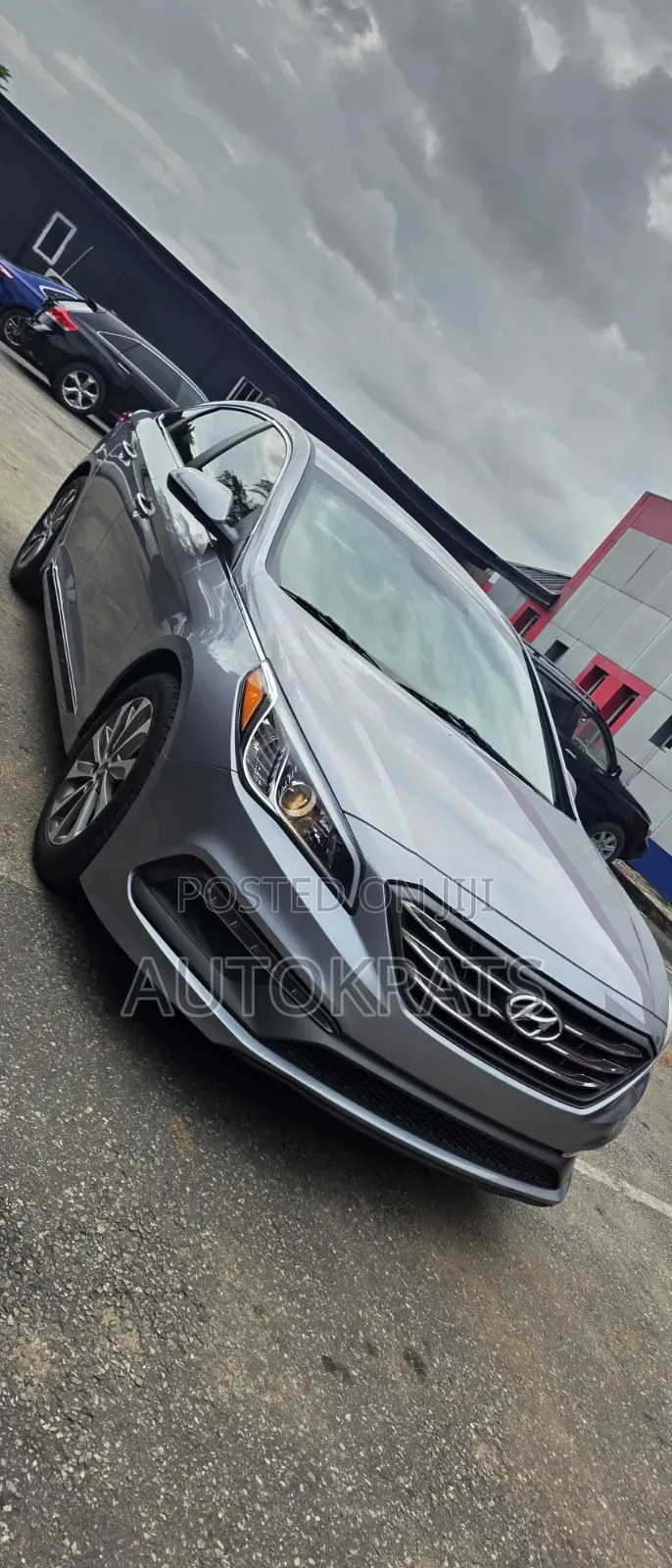 Hyundai Sonata Sport 4dr Sedan (2.4L 4cyl 6A) 2015 Gray