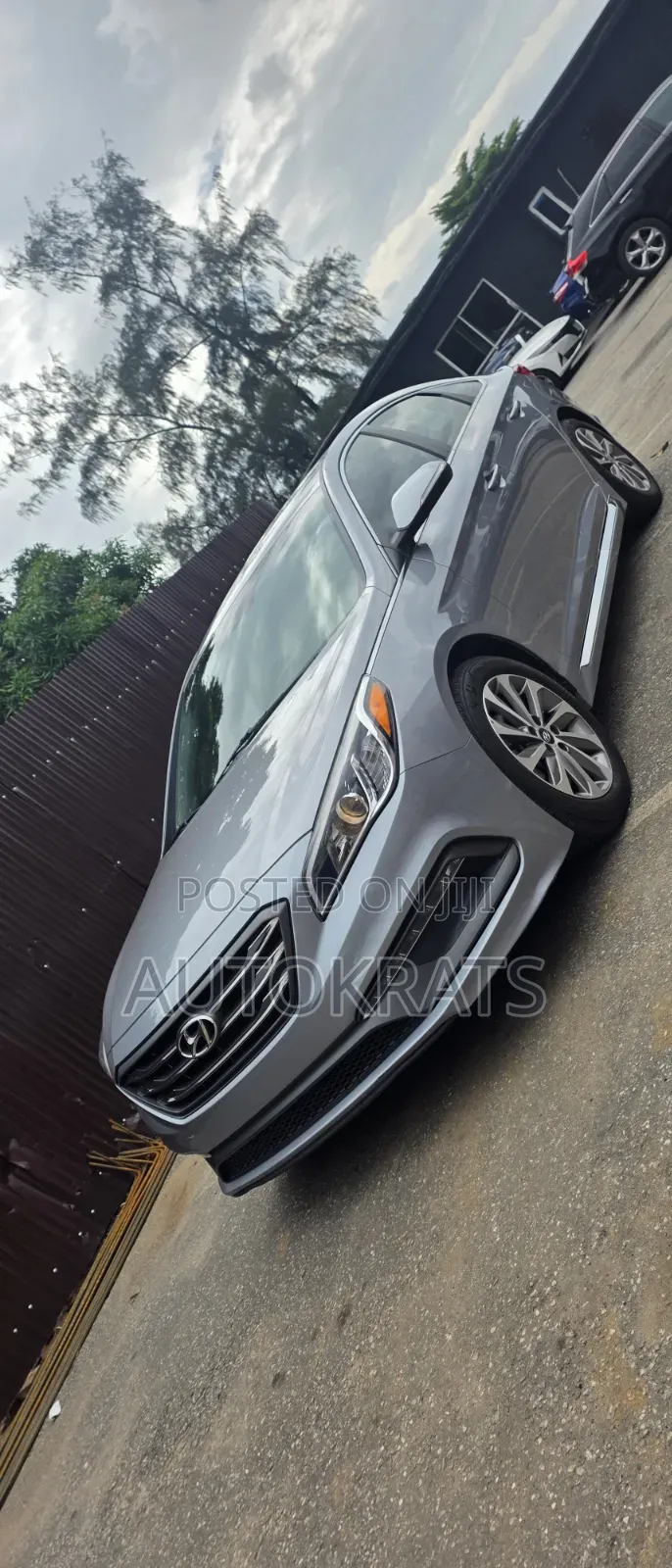 Hyundai Sonata Sport 4dr Sedan (2.4L 4cyl 6A) 2015 Gray