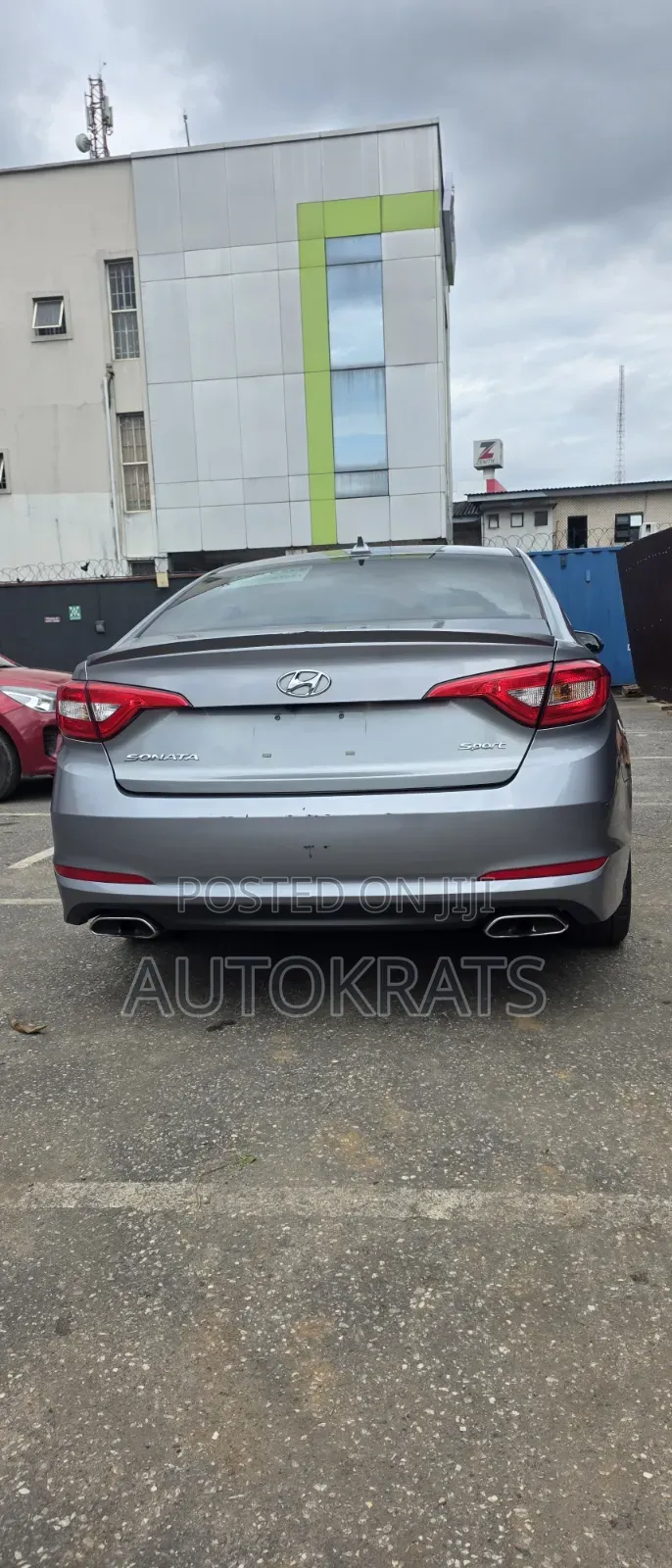 Hyundai Sonata Sport 4dr Sedan (2.4L 4cyl 6A) 2015 Gray