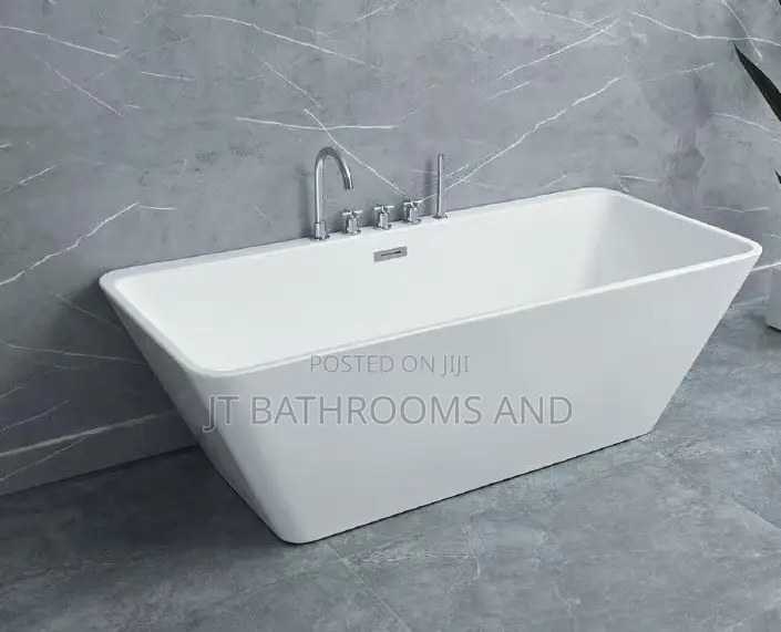 Free Standing Bathtub With Mixer and Tub
