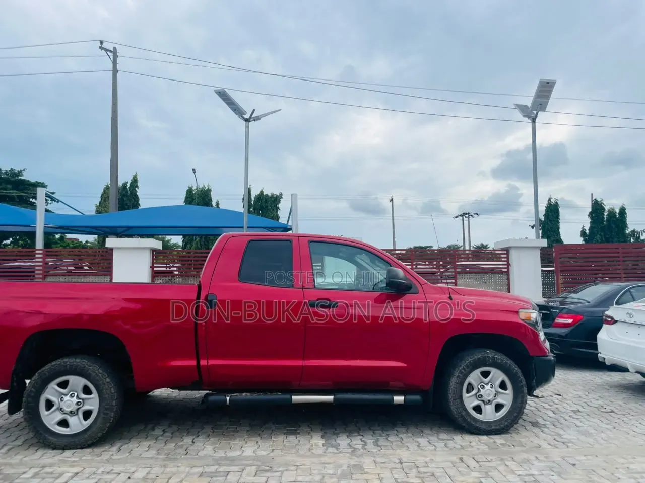 Toyota Tundra 2019 Red