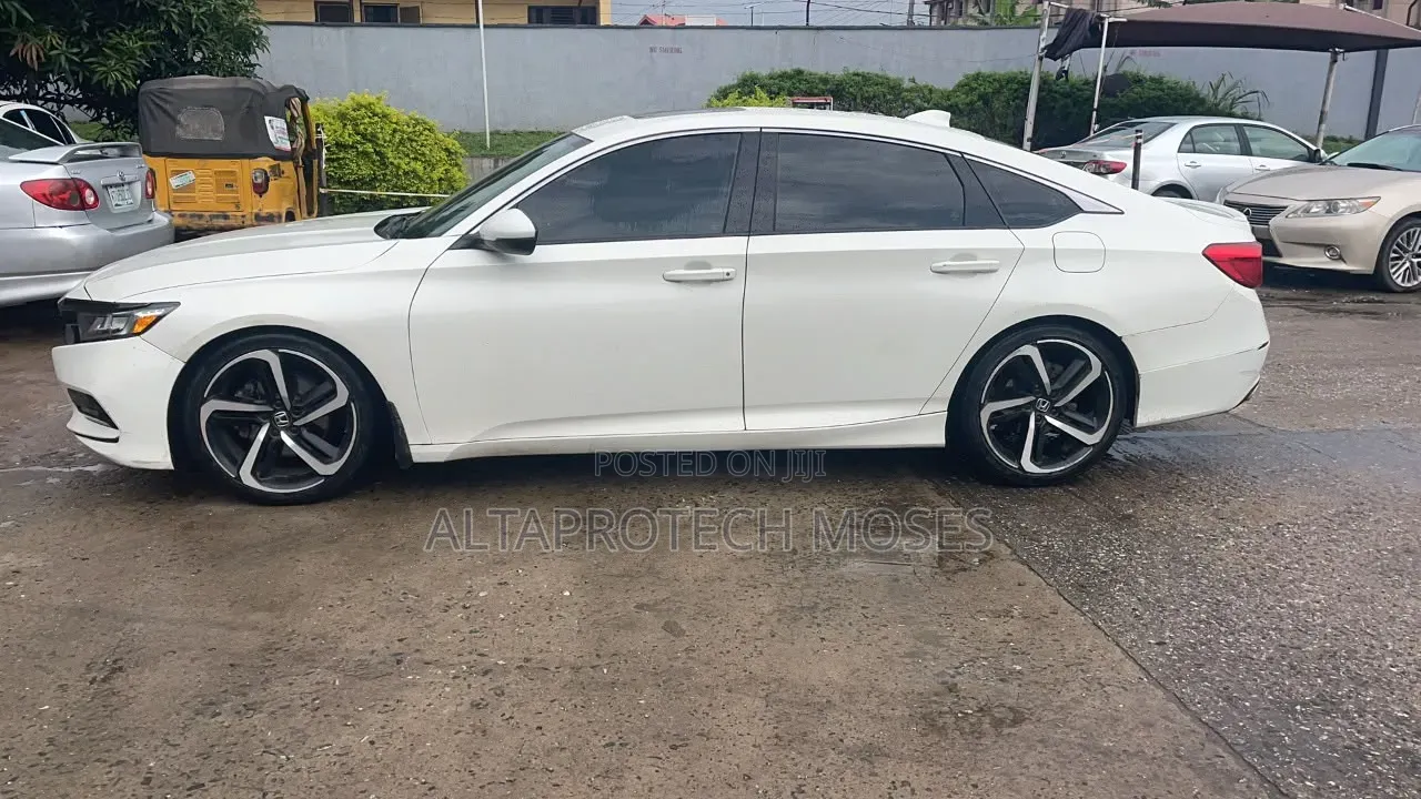 Honda Accord 2019 White