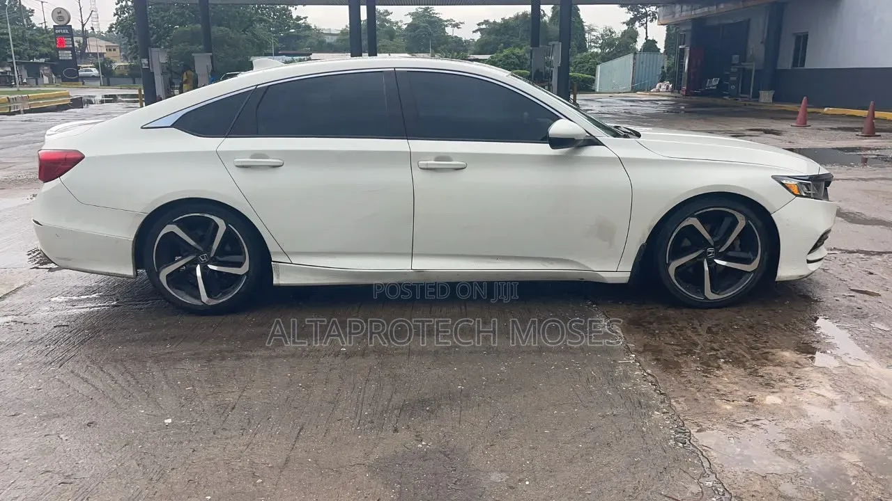 Honda Accord 2019 White
