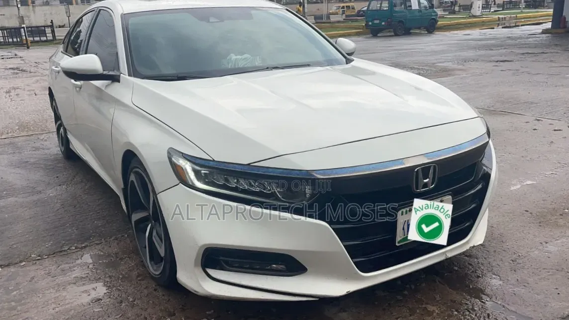 Honda Accord 2019 White