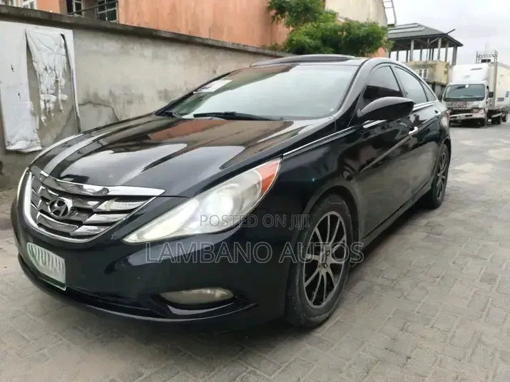 Hyundai Sonata 2012 Black