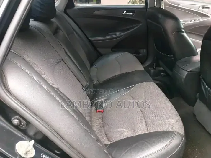 Hyundai Sonata 2012 Black