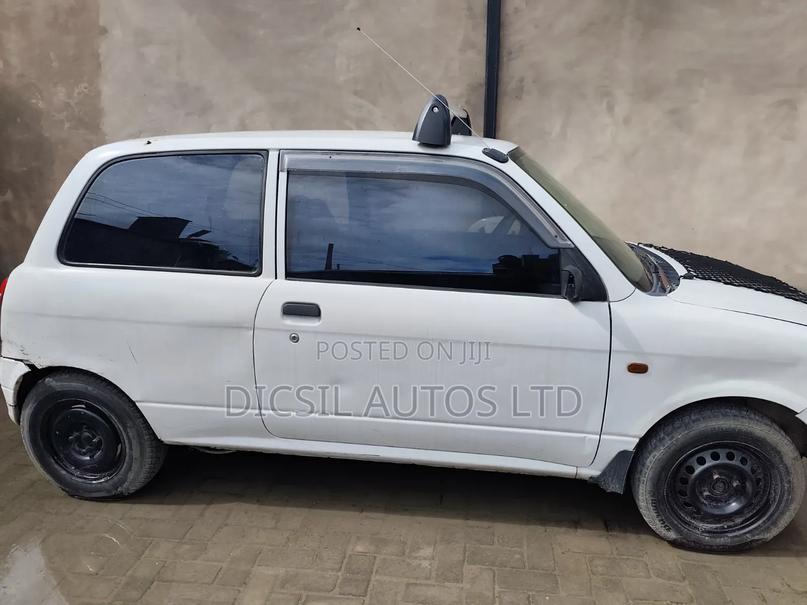 Daihatsu Cuore 2005 White