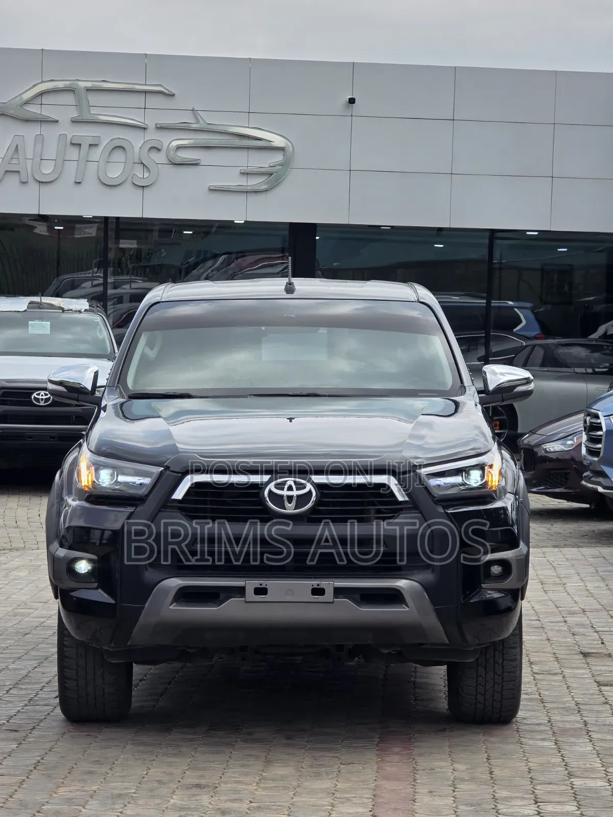 Toyota Hilux 2023 Black