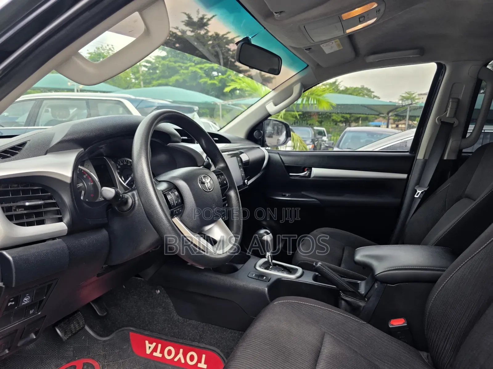 Toyota Hilux 2023 Black
