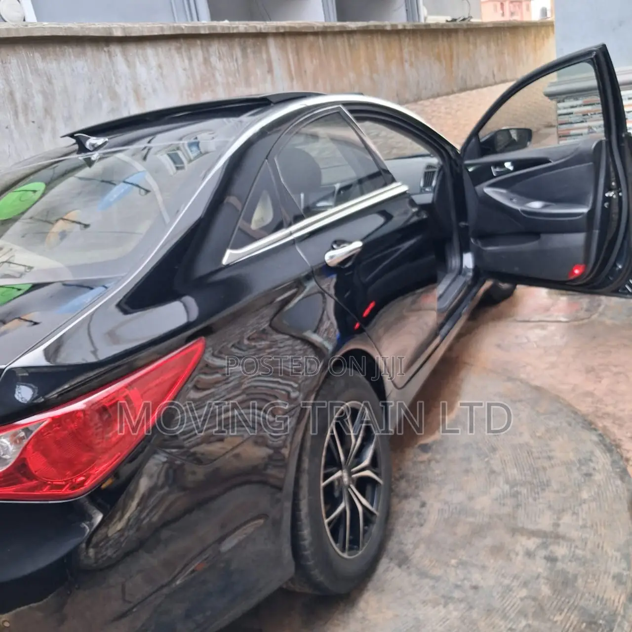 Hyundai Sonata Limited Sedan FWD (2.4L 4cyl 6A) 2012 Black