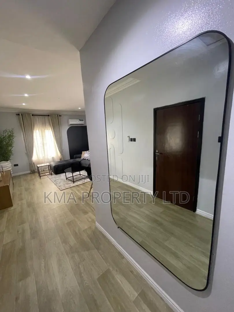 Luxurious 1/2 Bedroom Apartment With Swimming Pool