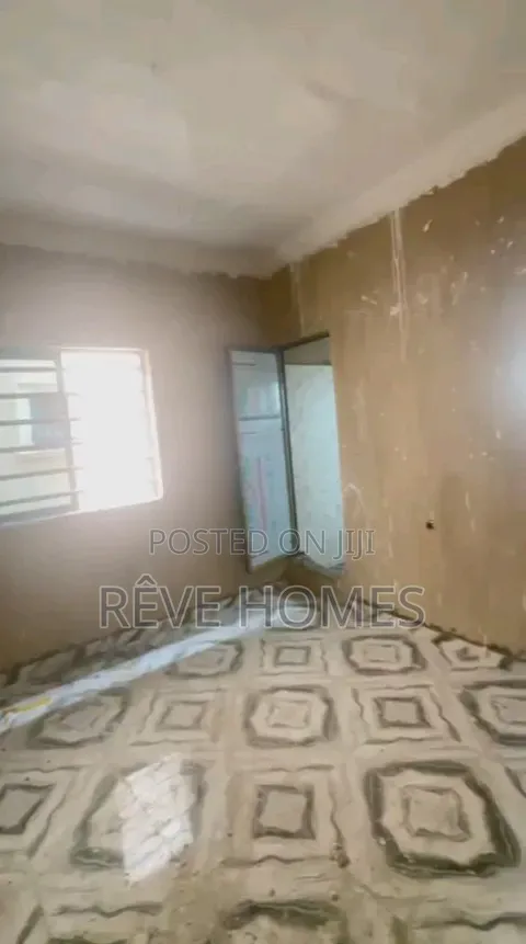 Studio Apartment in Shomolu / Shomolu for rent