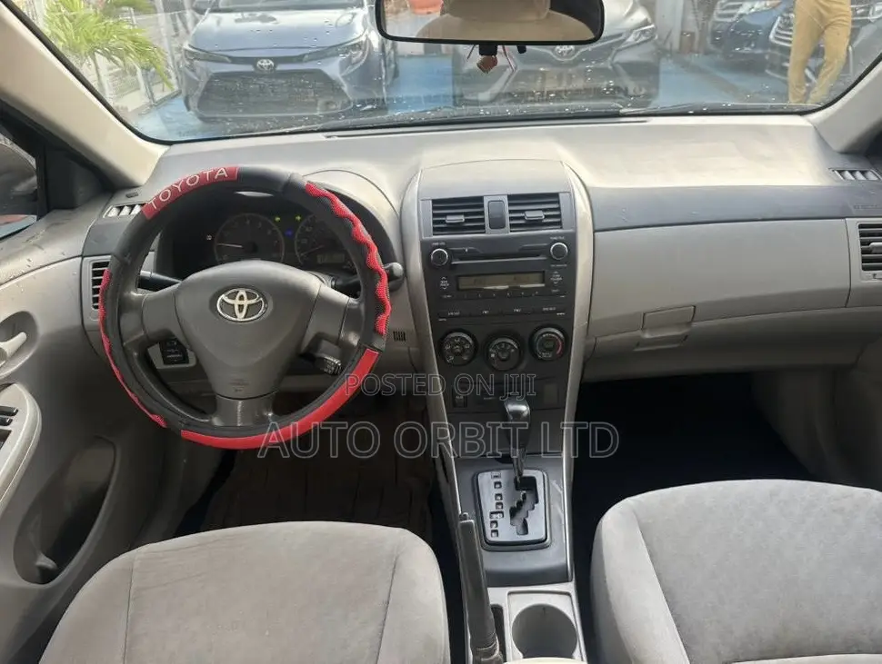 Toyota Corolla 1.8 LE 2008 Gray