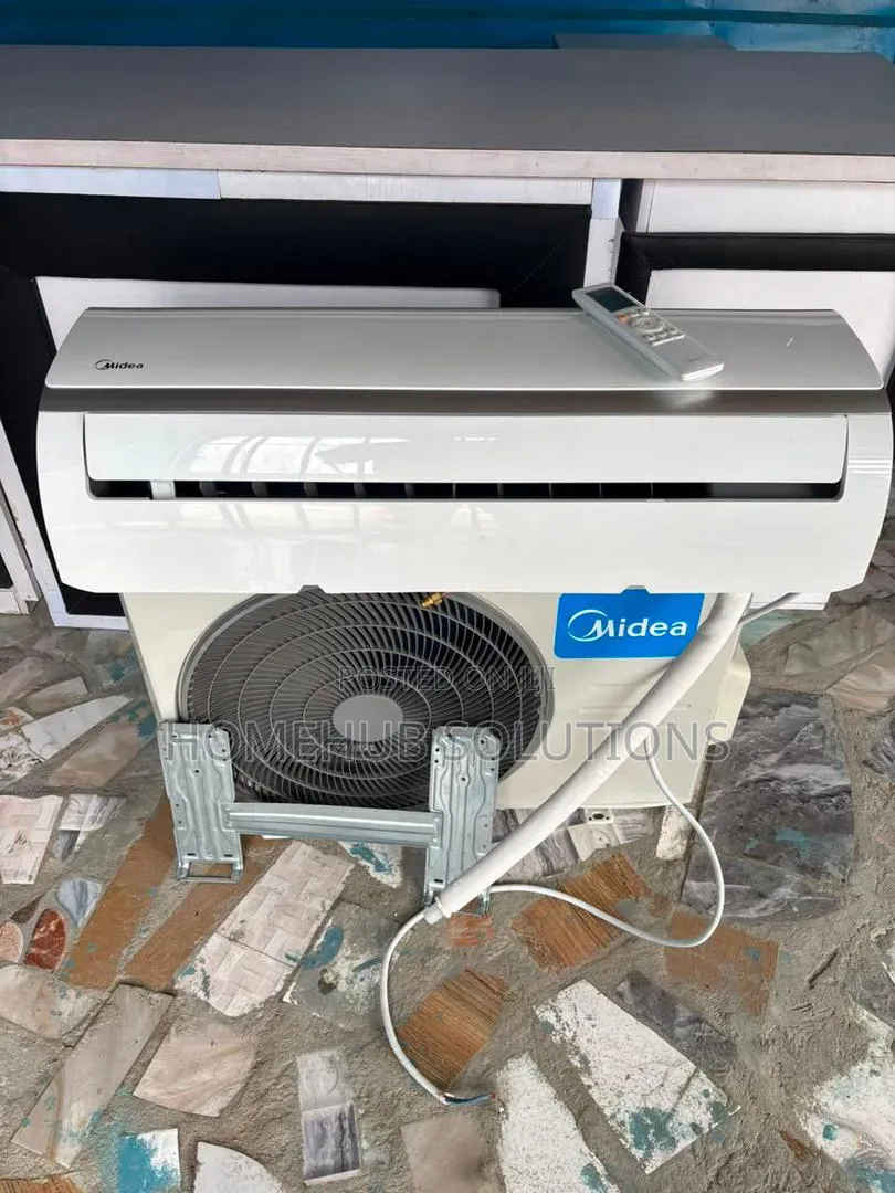 Barley Used Midea 1.5hp Ac
New Model