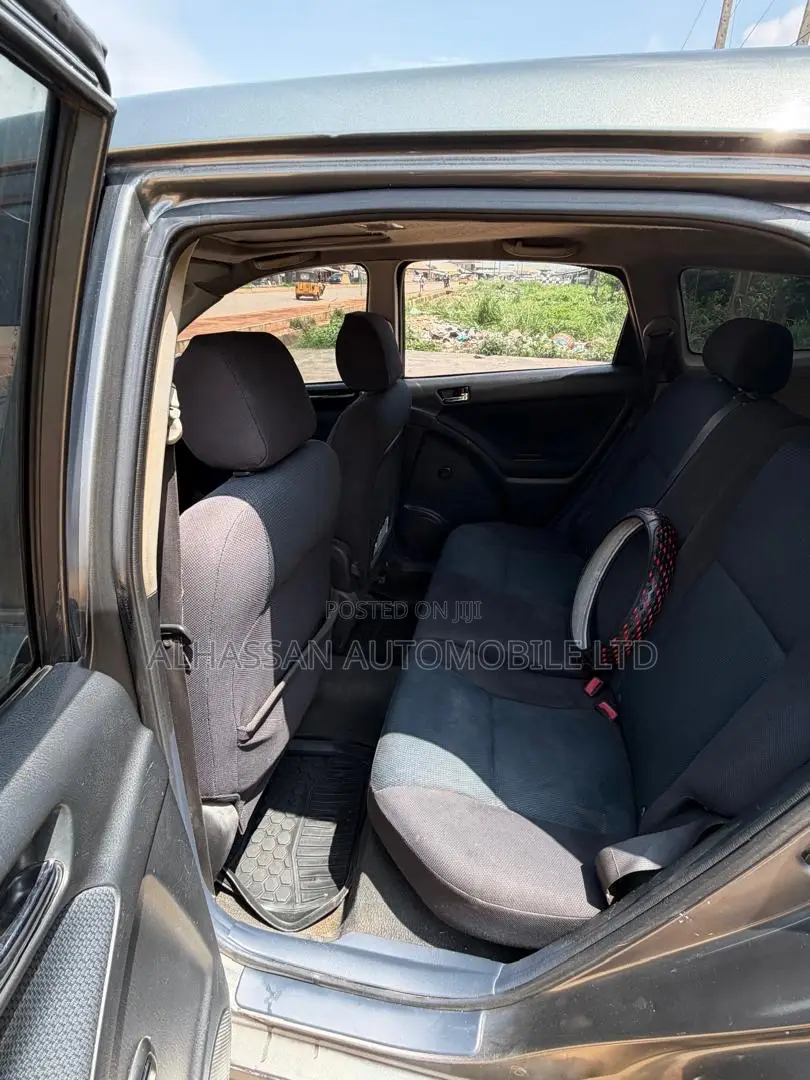 Toyota Matrix 2006 Gray