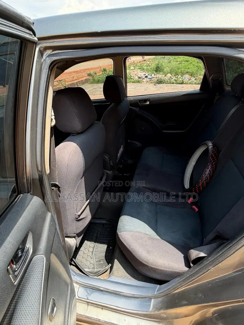 Toyota Matrix 2006 Gray