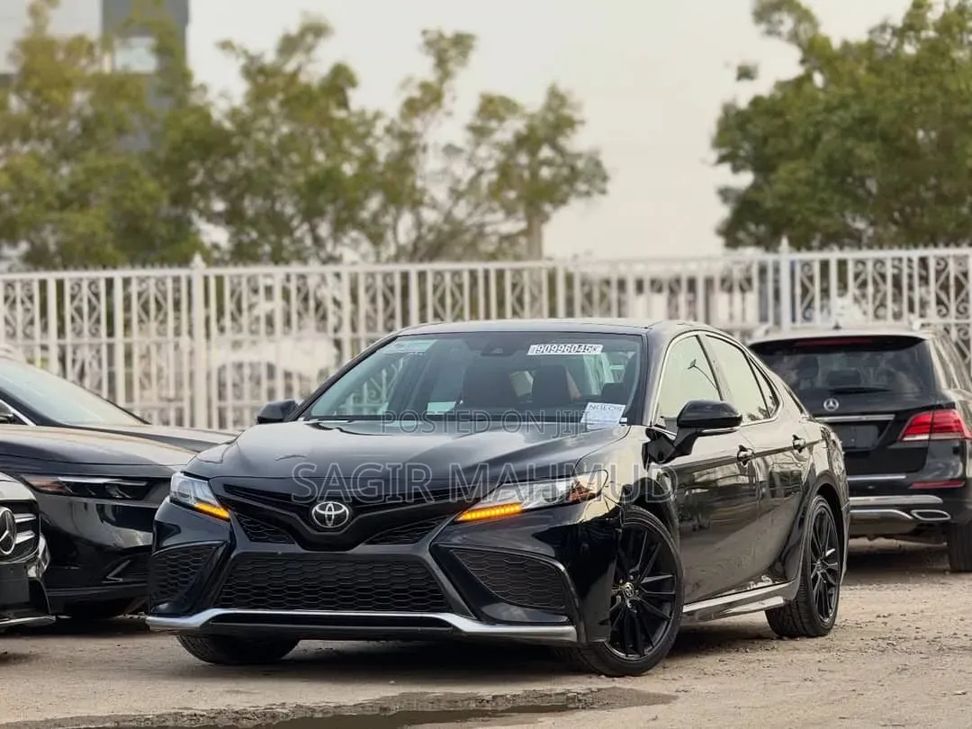 Toyota Camry XSE 2022 Black