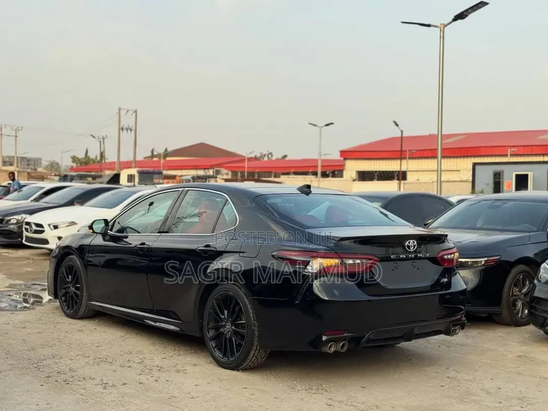 Toyota Camry XSE 2022 Black