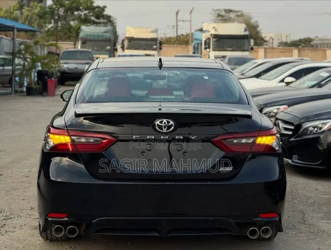Toyota Camry XSE 2022 Black