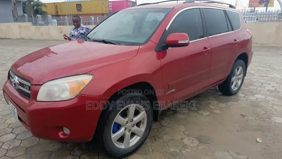 Toyota RAV4 2007 Red