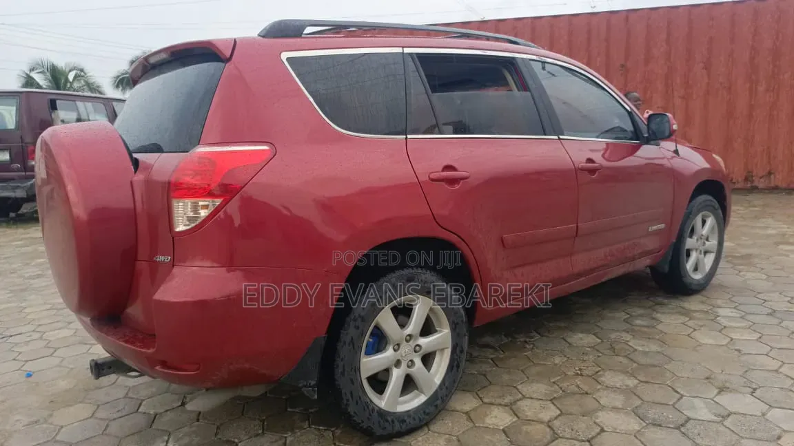 Toyota RAV4 2007 Red