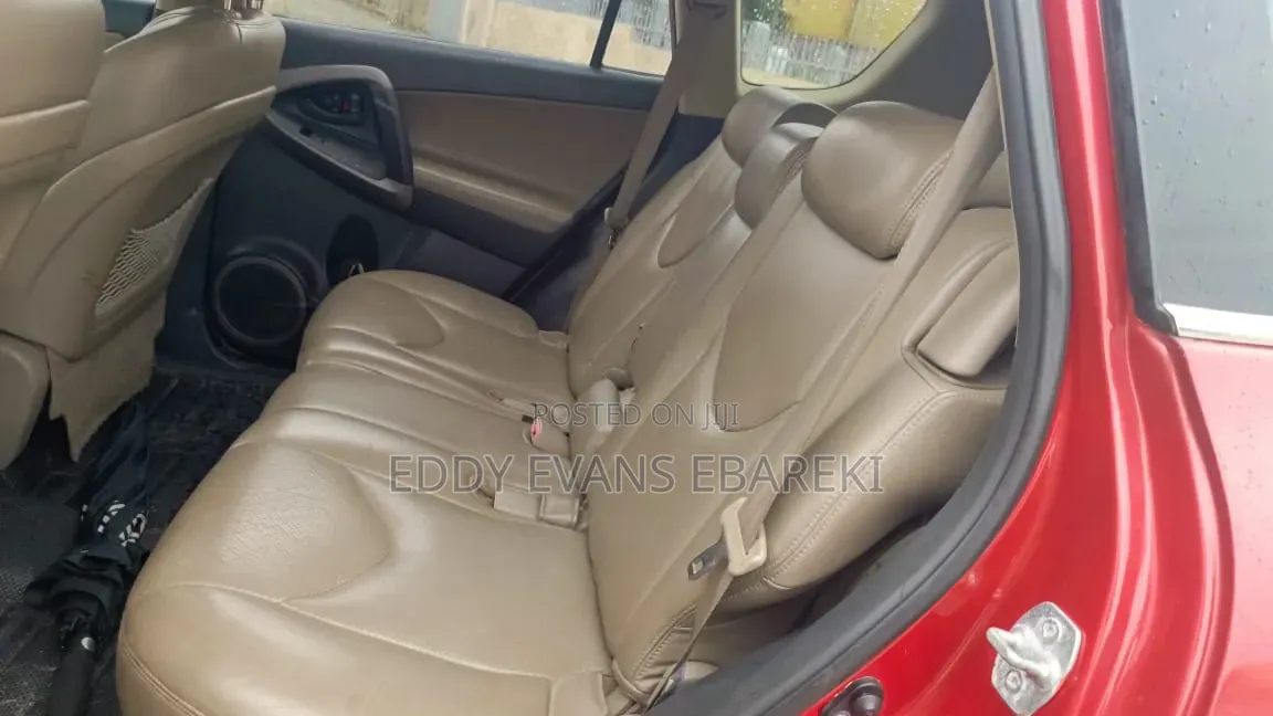 Toyota RAV4 2007 Red