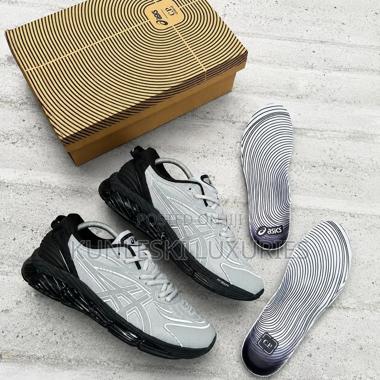 Original Asics X C.P Company Gel-Quantum 360 VLLL Cement Grey Sneakers