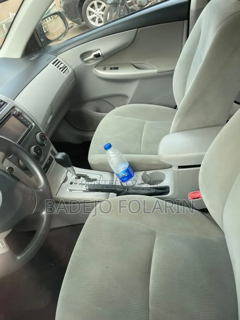 Toyota Camry 2004 Gray