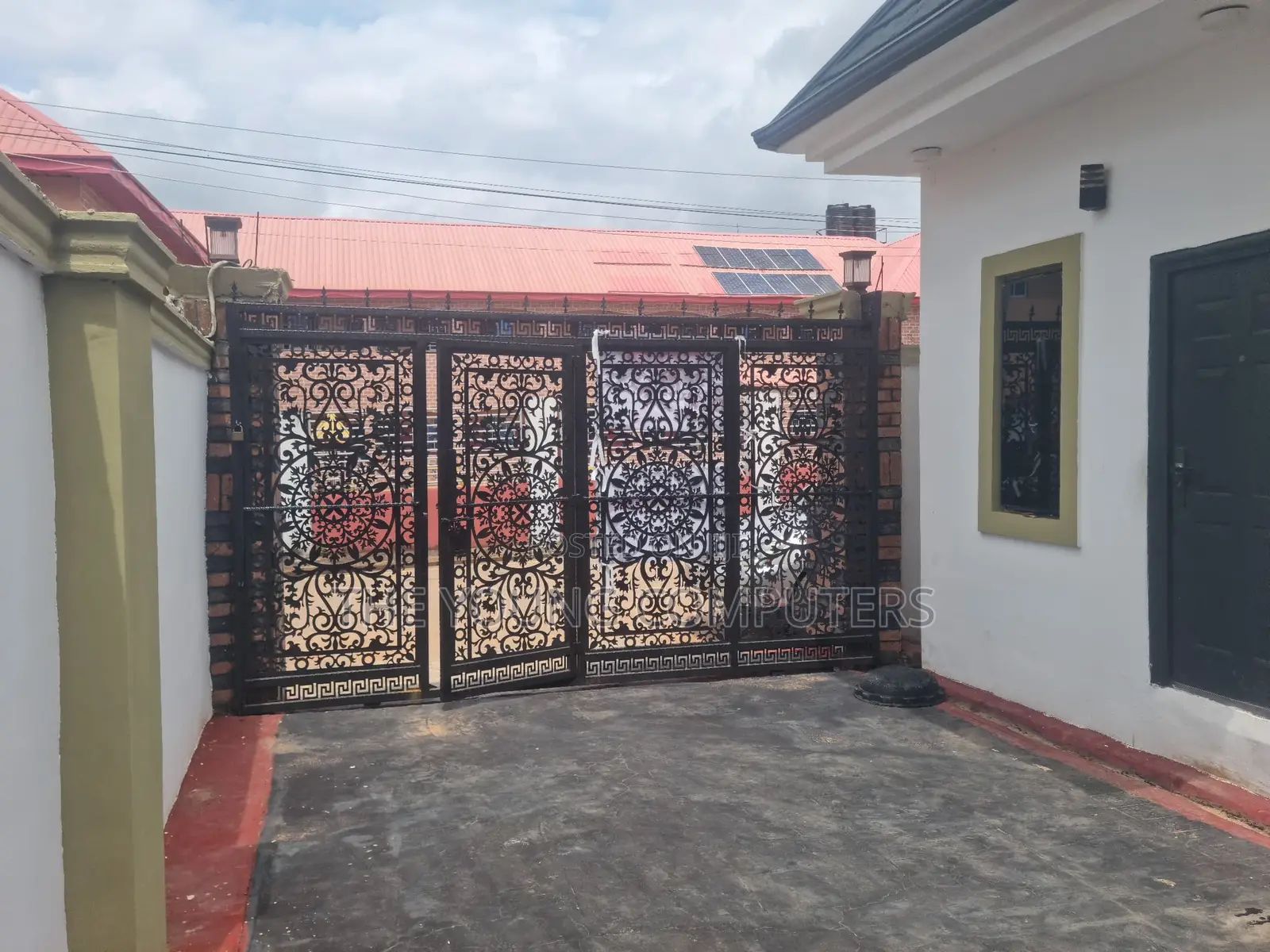 5bdrm Apartment in Power Line Estate, Ijesha for sale
