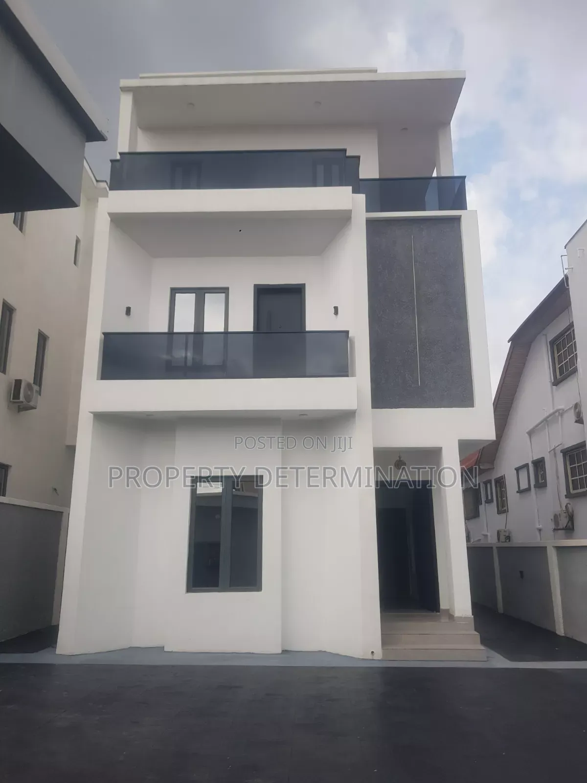 6bdrm Duplex in GRA Phase 2 Shangisha for sale