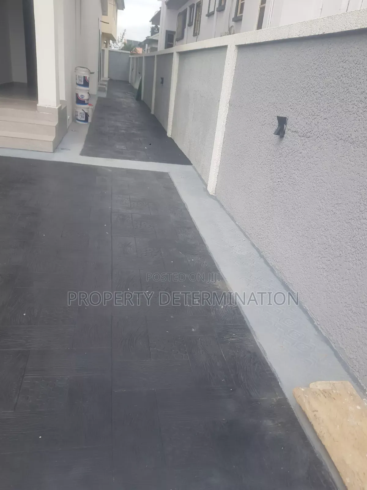 6bdrm Duplex in GRA Phase 2 Shangisha for sale