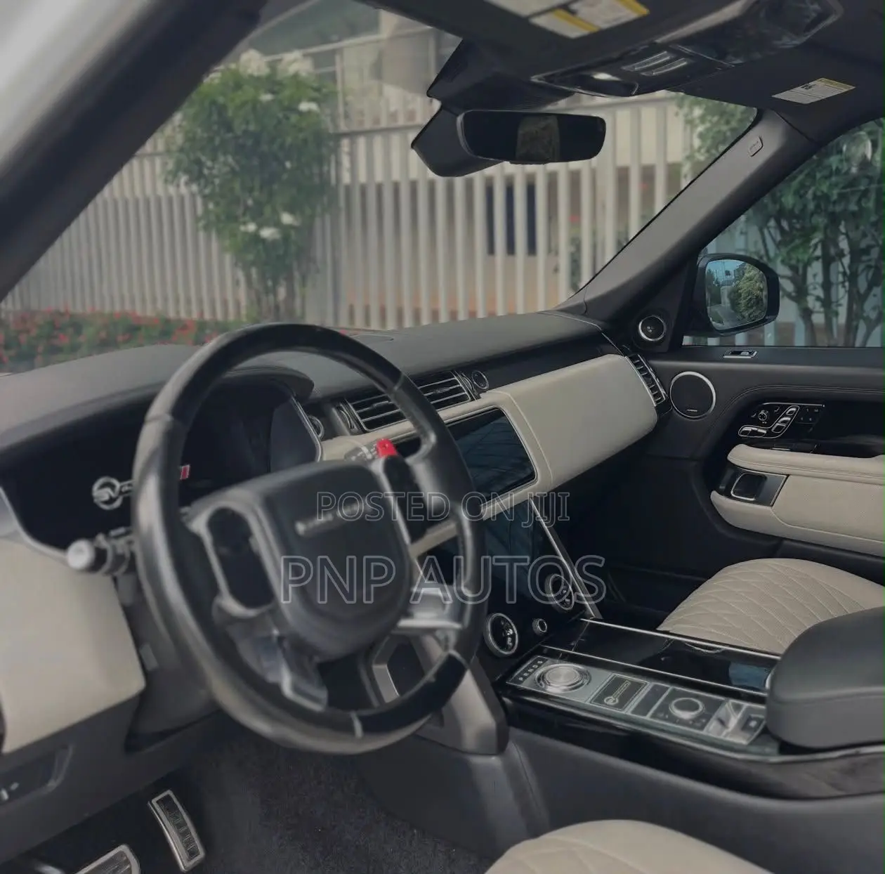 Land Rover Range Rover 5.0L V8 Supercharged SV Autobiography Dynamic White